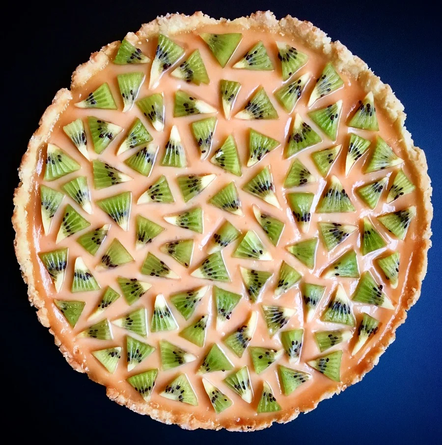  Date: January 29, 2018   On a wild juice chase. 🍊|&nbsp; @thejamlab ’s blood orange curd with (more) kiwi tiles because, you guessed it,&nbsp; #costco . 😜 If these chilly months are kiwing you and you’re just biding time until summer 🙋🏻‍♀️, sear