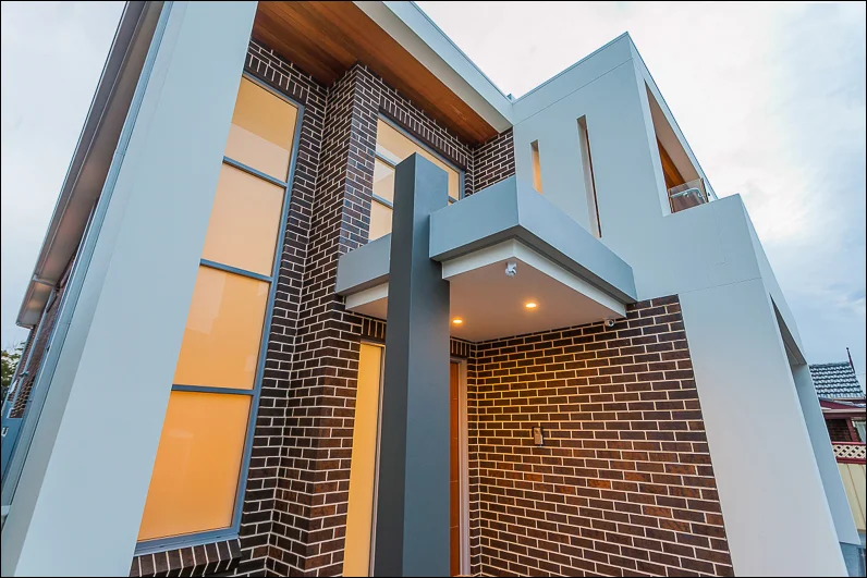 Costar 251 Carrington HV web-0021.jpg