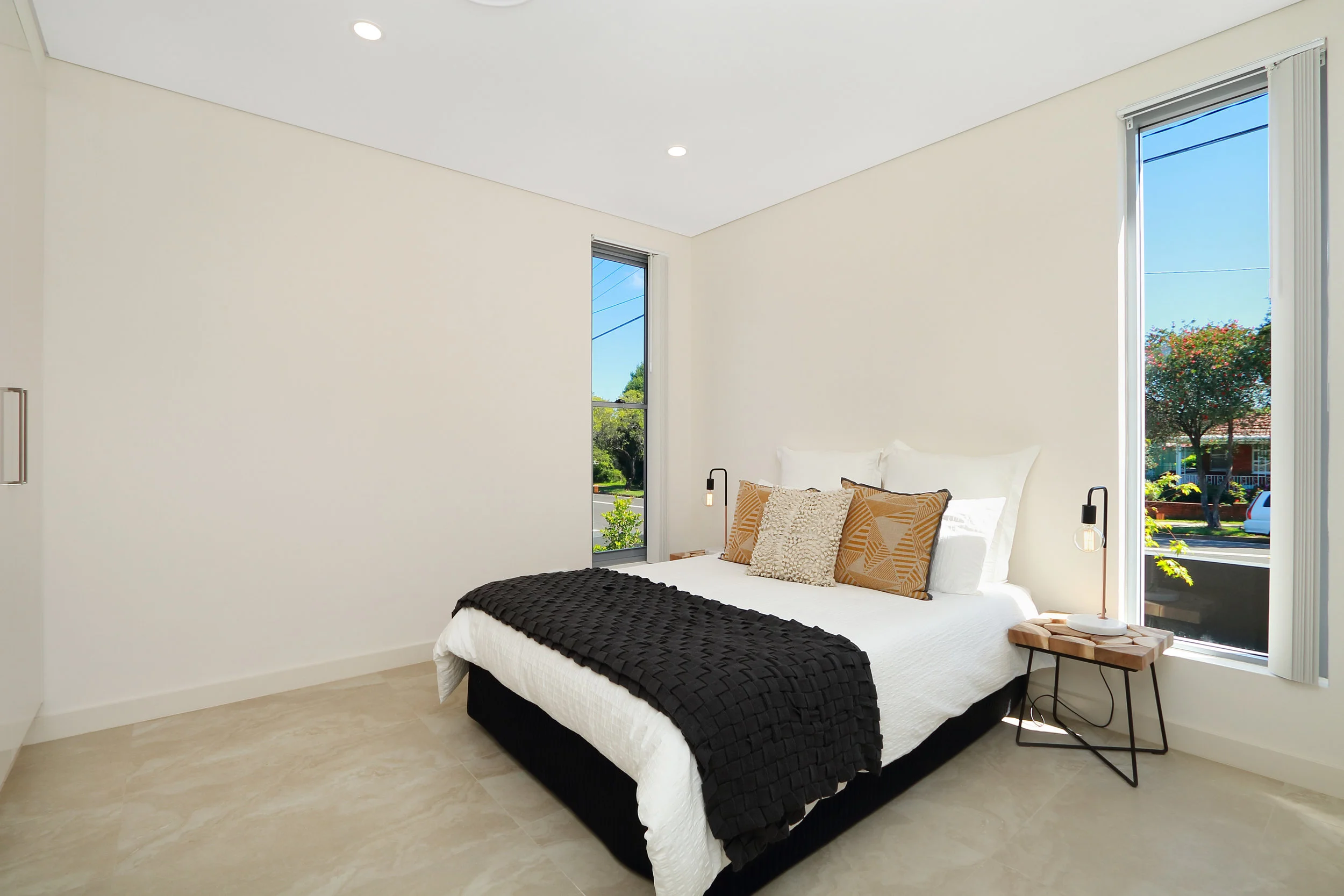 83A Morgan Bed2 7395.jpg