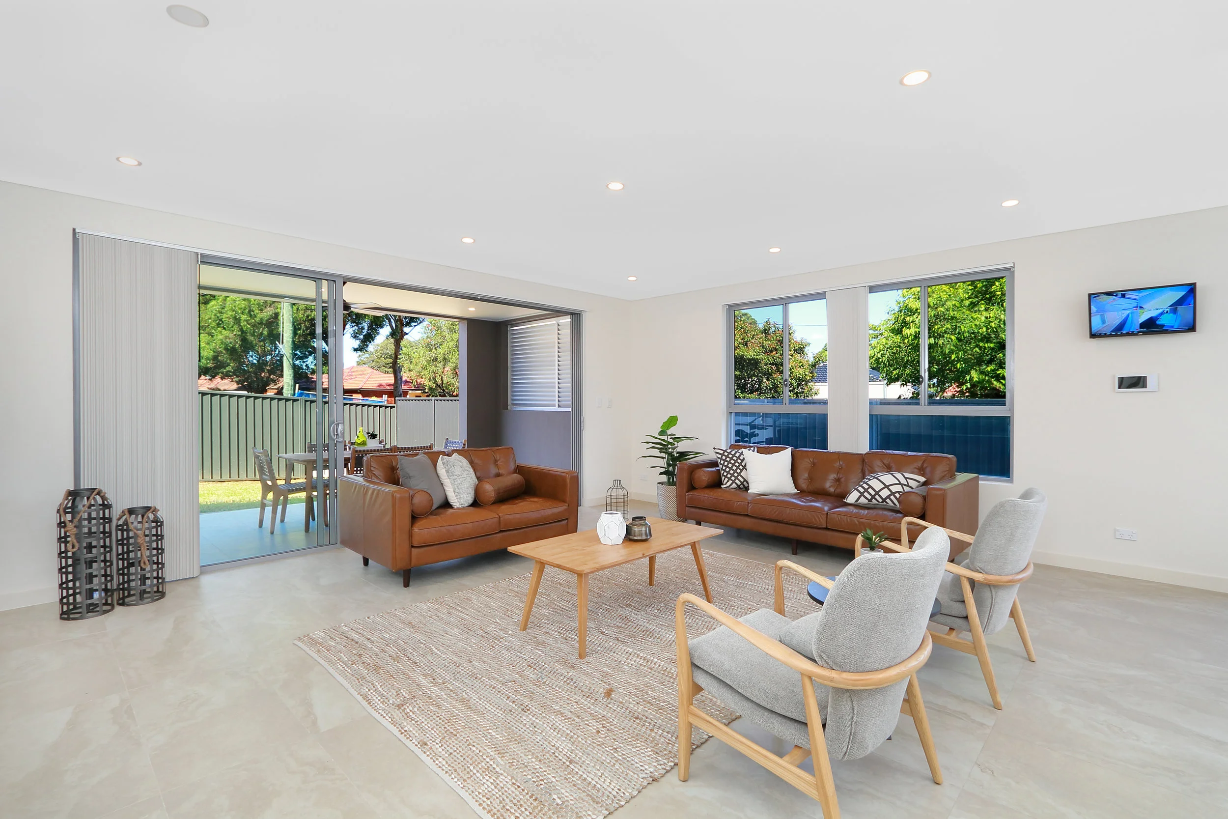 83A Morgan Lounge 7401.jpg