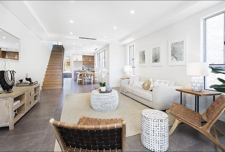 kitchen dining lounge.jpg