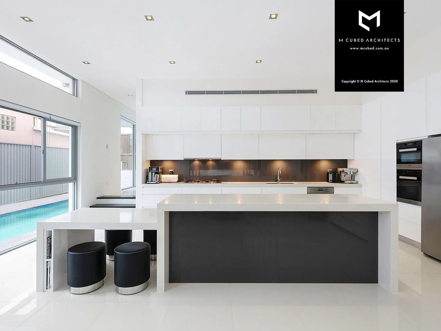 2016250663_4_1_200508_012306-w1600-h1200.jpg