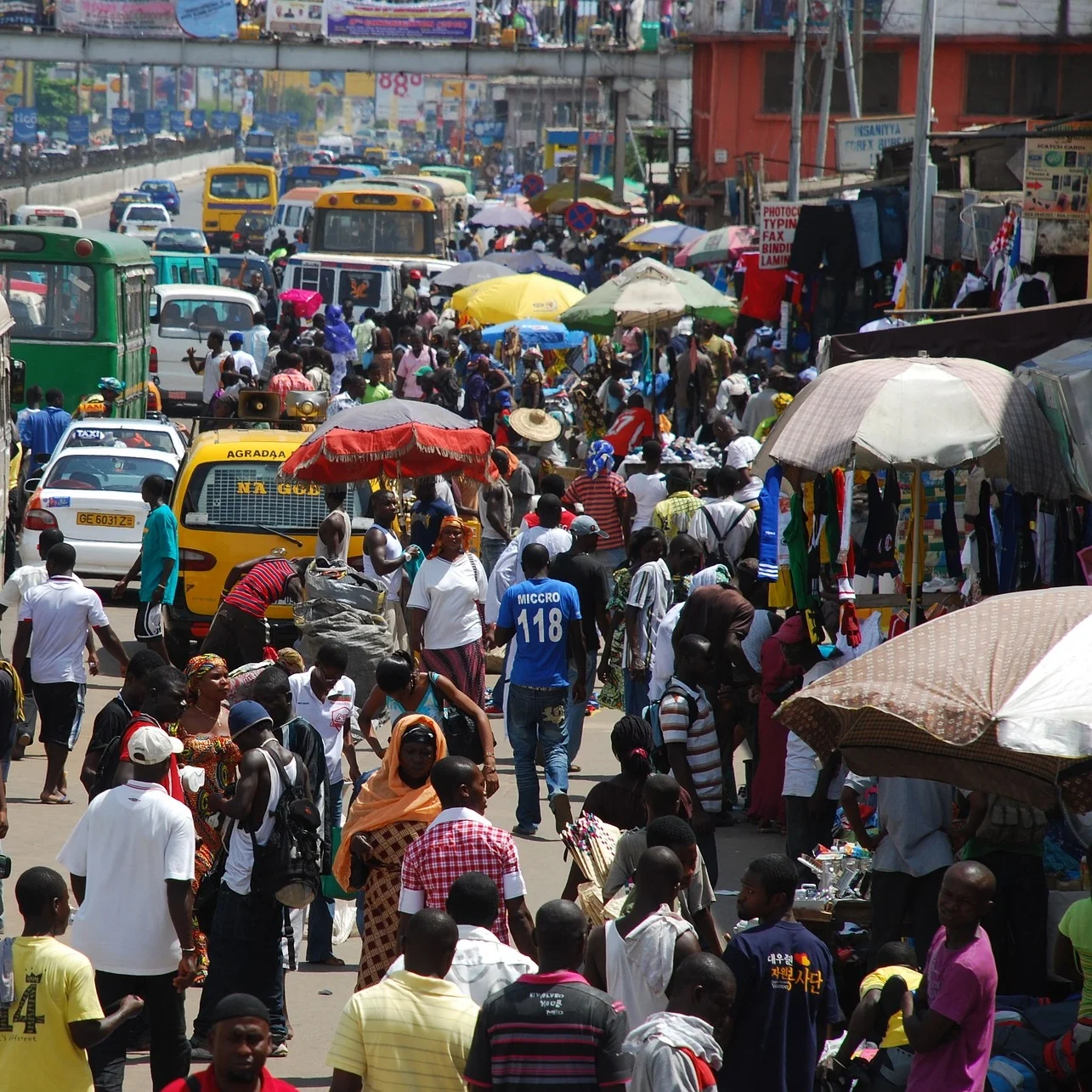 Street+in+Ghana.jpg