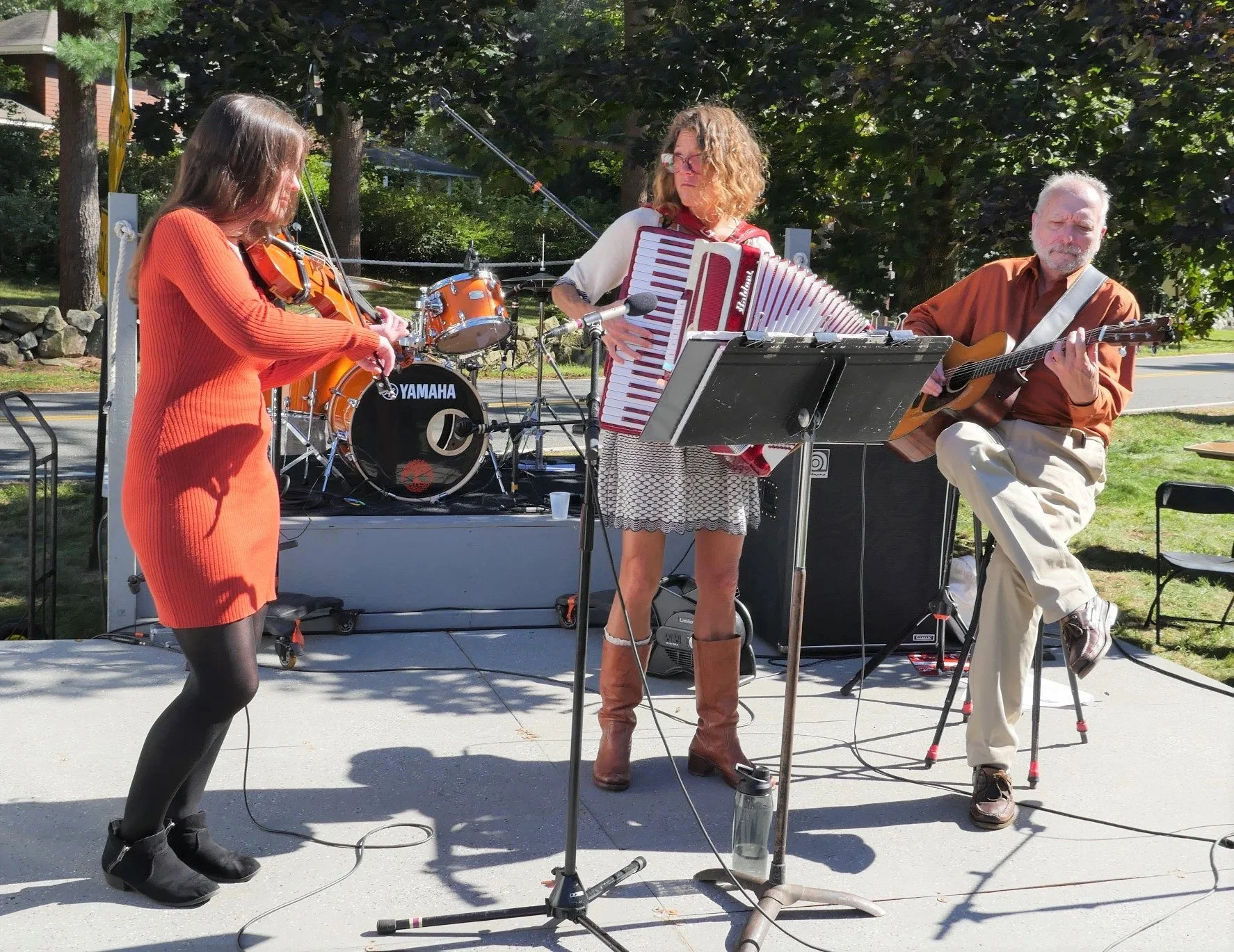 Live Music: Woodland Sparks at Distraction Taproom