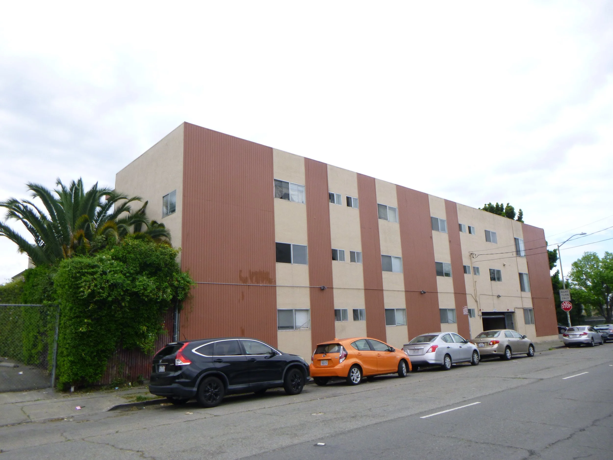 Oakland, CA (Downtown/Uptown)