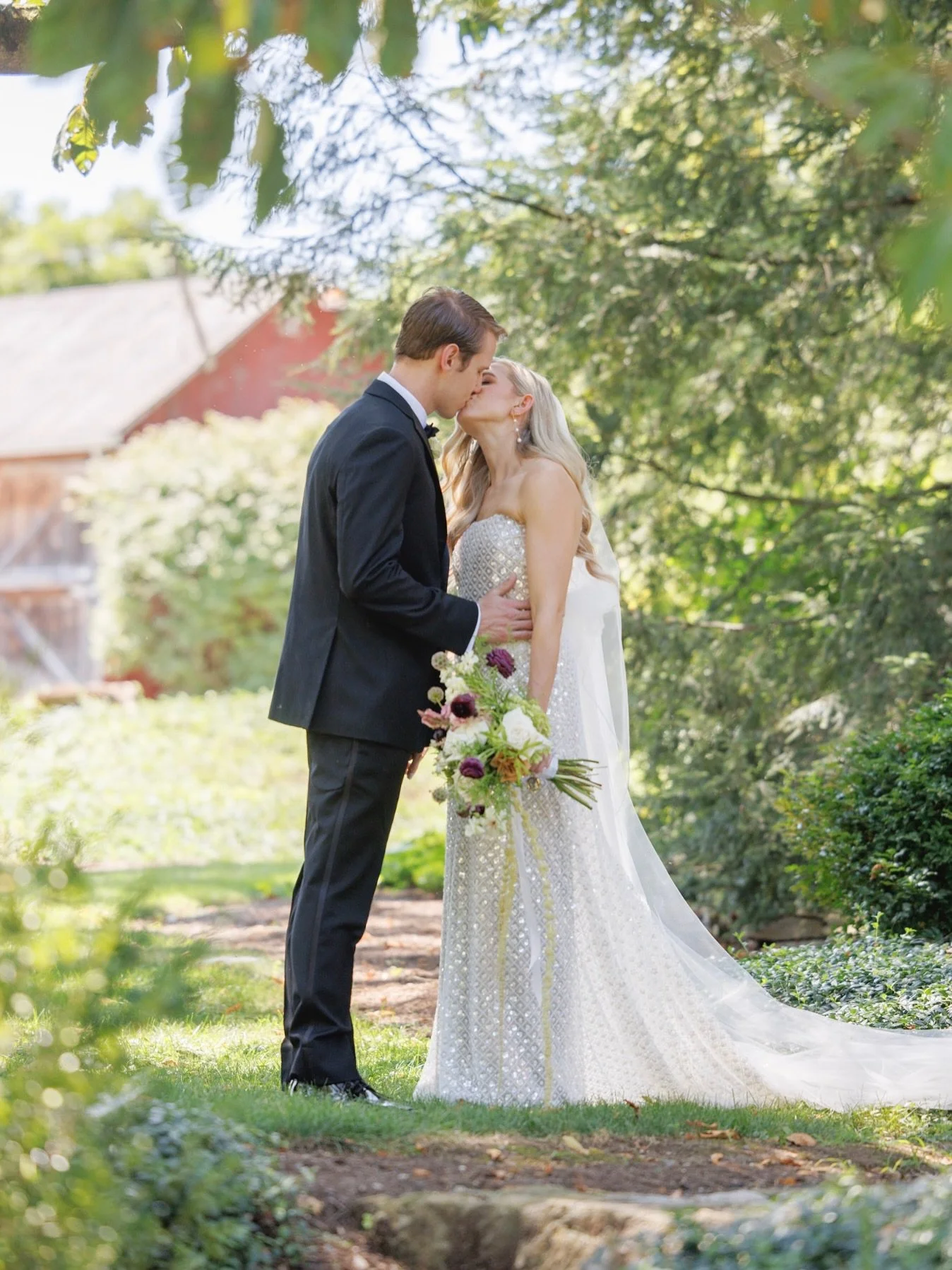 So many faves from Sarah and Carter&rsquo;s incredible day&hellip; Here&rsquo;s a few to start. 💗