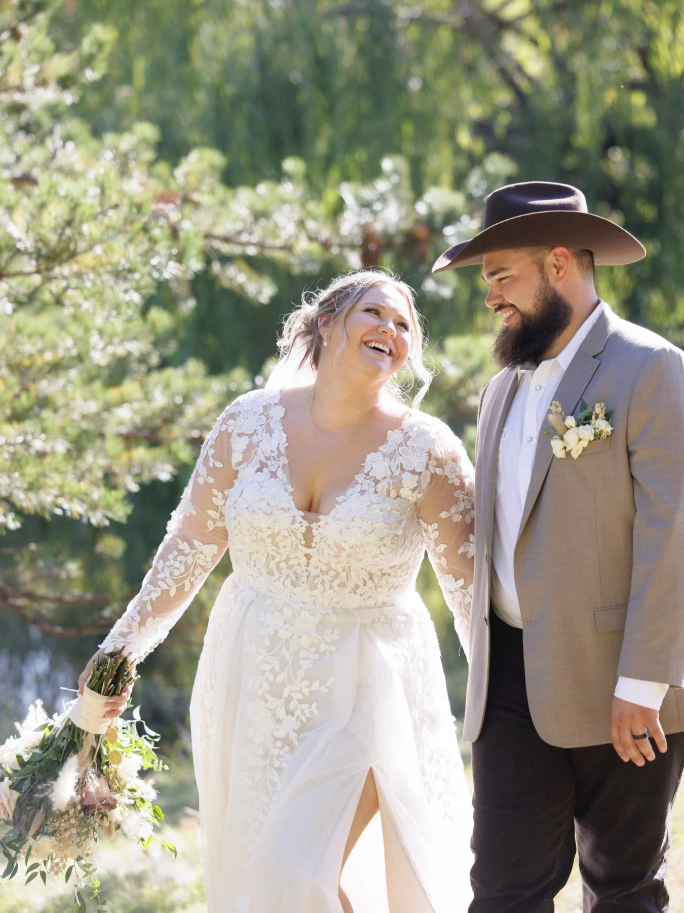 Loved getting a chance to document this magical day in Jenna and Tyler&rsquo;s love story. 💕 A few favorite portraits&hellip;