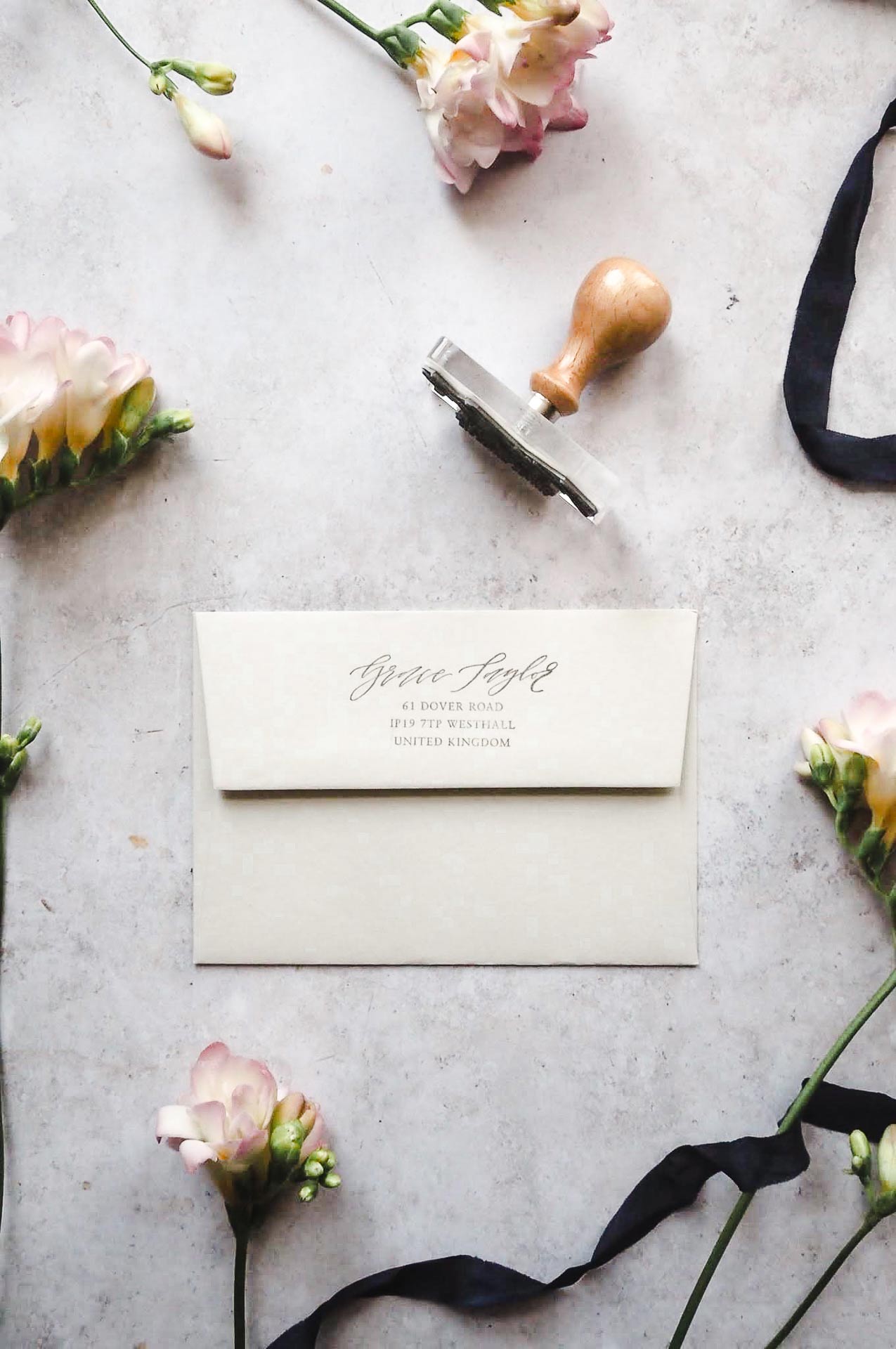 modern-calligraphy-bespoke-return-address-stamp-1.jpg