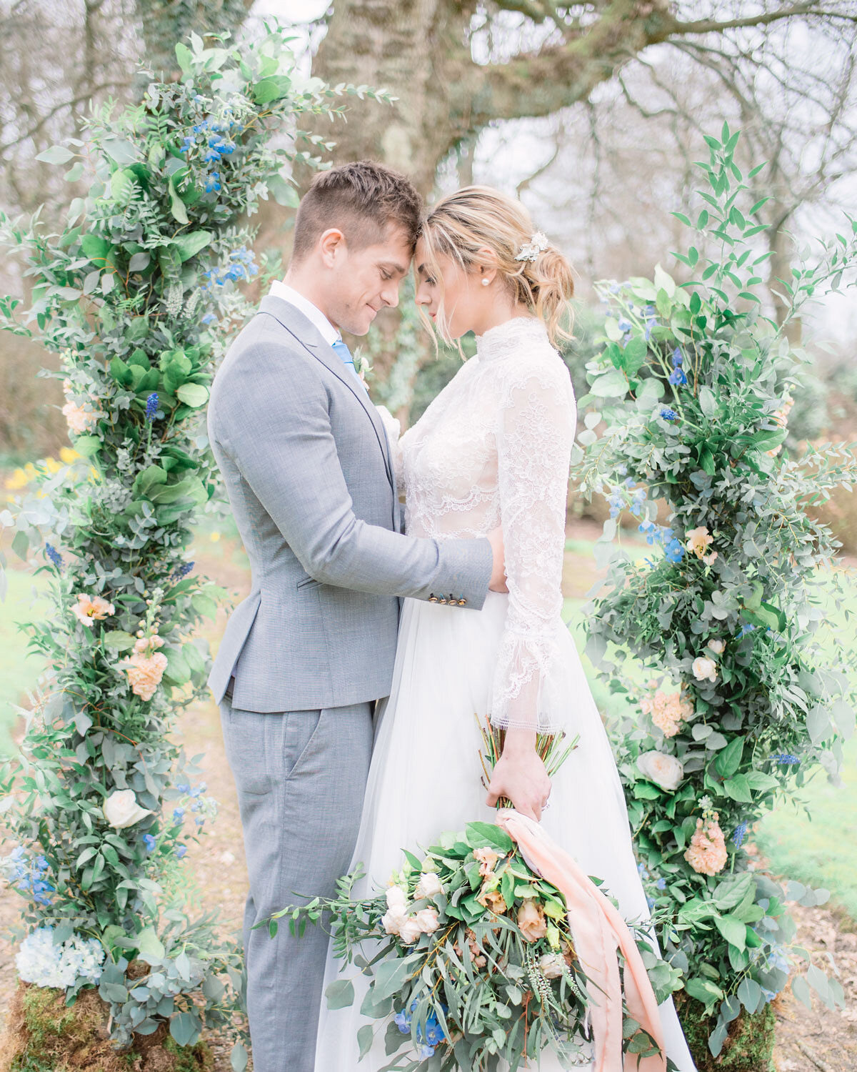 spring_wedding_rustic_luxe_inspiration_english_countryside_5.jpg