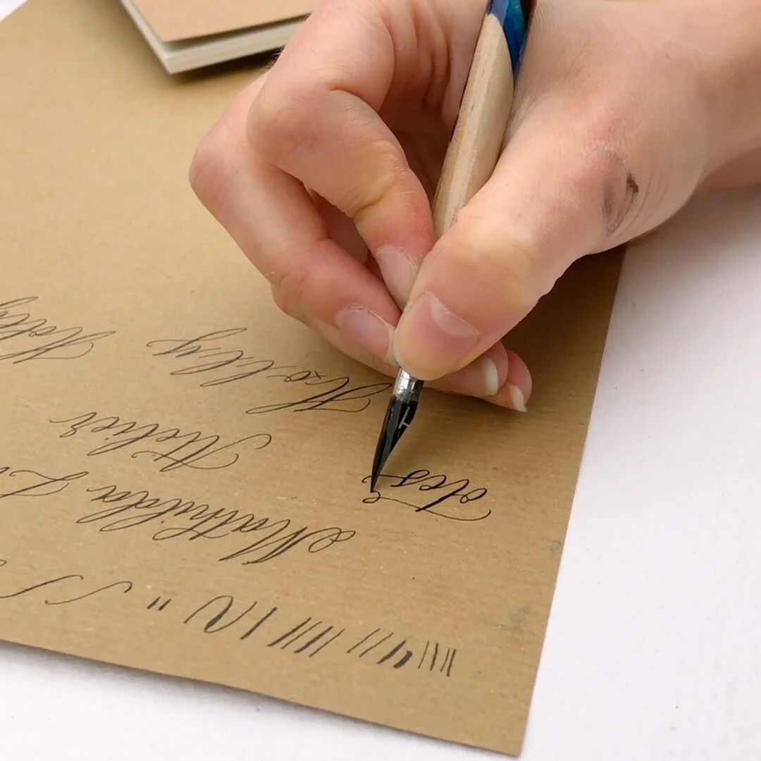 live-event-calligraphy-taster-for-paperchase.jpg