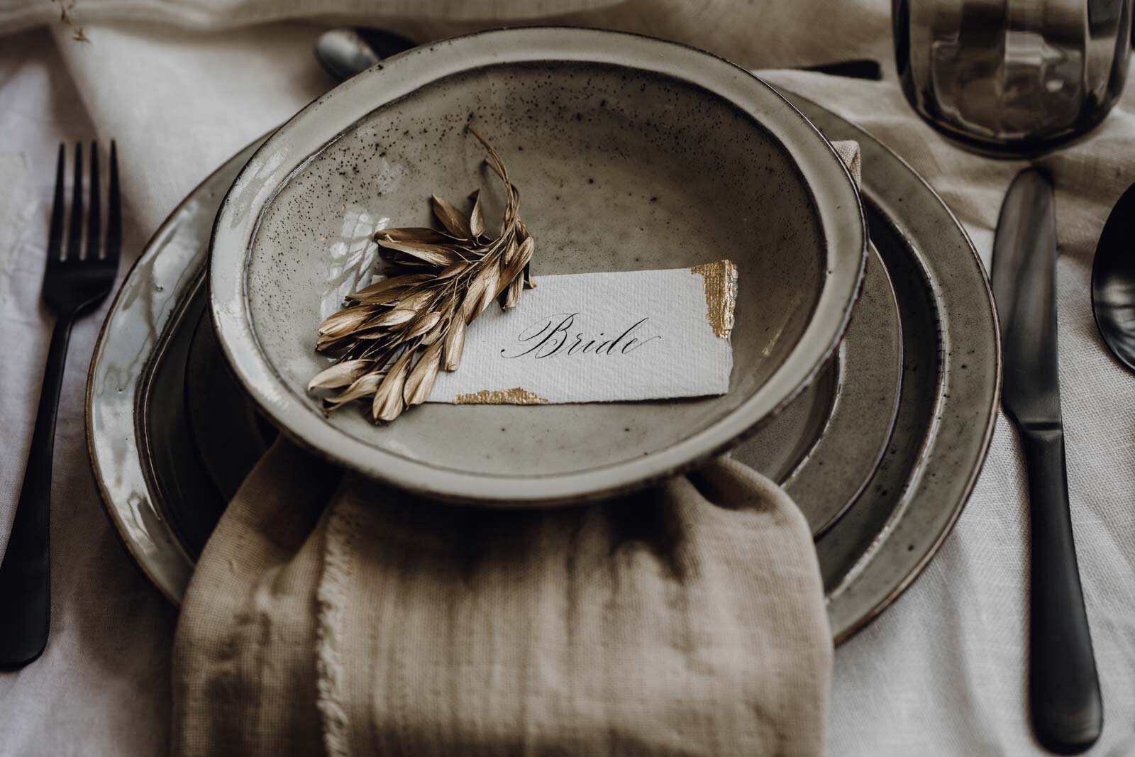 modern-boho-luxe-wedding-calligraphy-place-cards-gold-foil.jpg