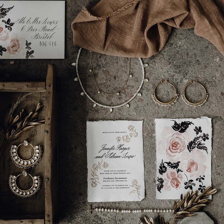 Invitations accompanied by loose floral watercolour illustrations and gold details on handmade paper. It was lovely working with a colour scheme of black, white and hints of gold and blush to create an elegant but moody modern vibe for this gorgeous 