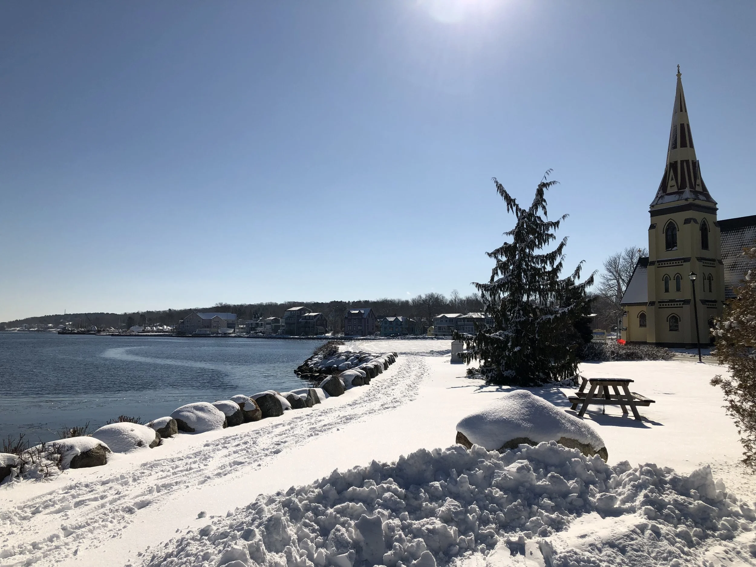 Snow at Mahone Bay