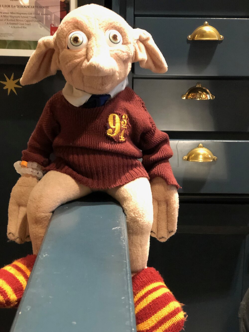 Dobby at Platform 9 3/4 at Kings Cross Station