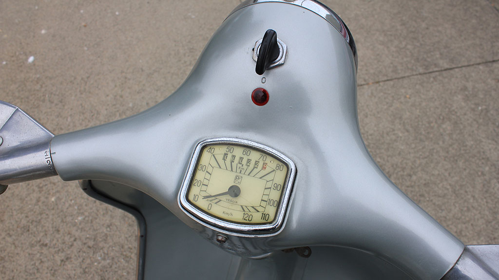 I-116_Vespa_GSVS3_6.jpg