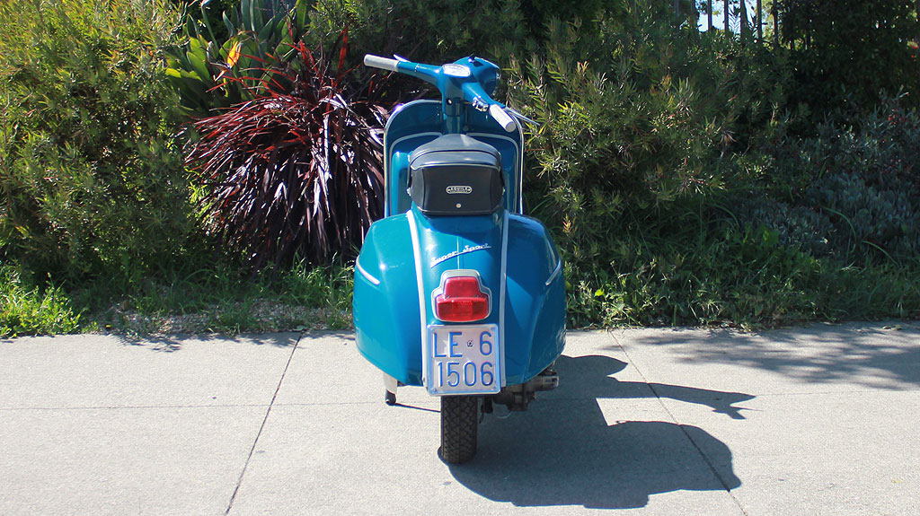 M3_1965_Vespa_SS180_1.jpg