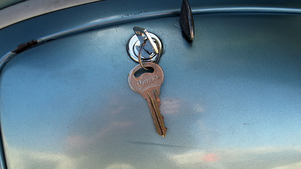 BM251_1961_Vespa_VBB_10.jpg