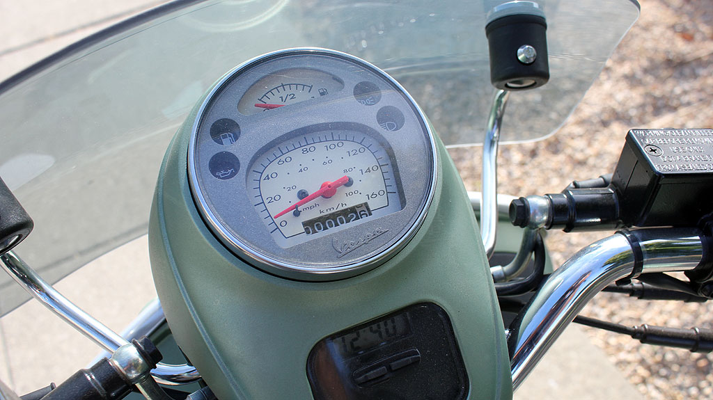 BM230_Vespa_6_Giorni_5.jpg