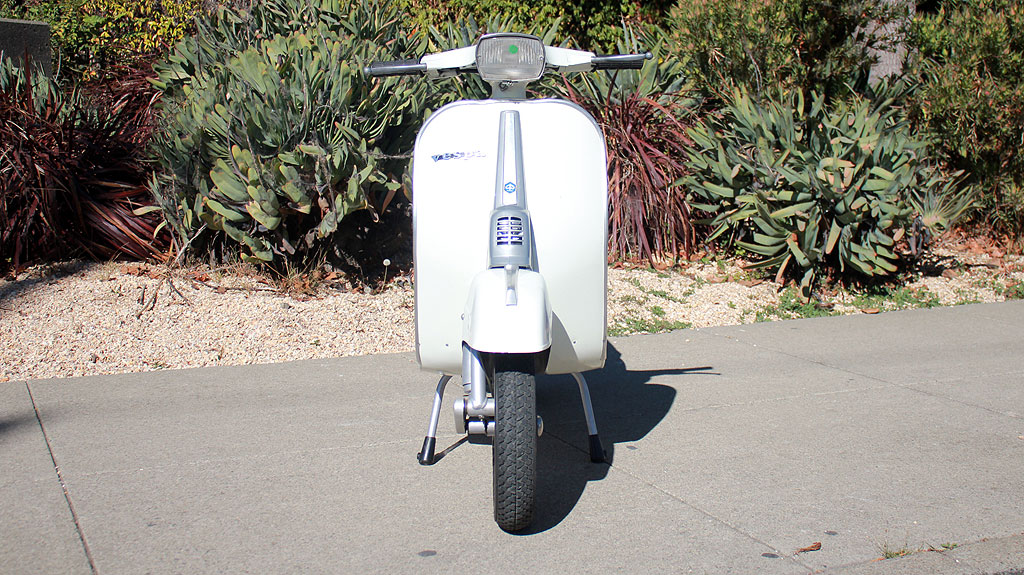 IC-209_1986_Vespa_50_4.jpg