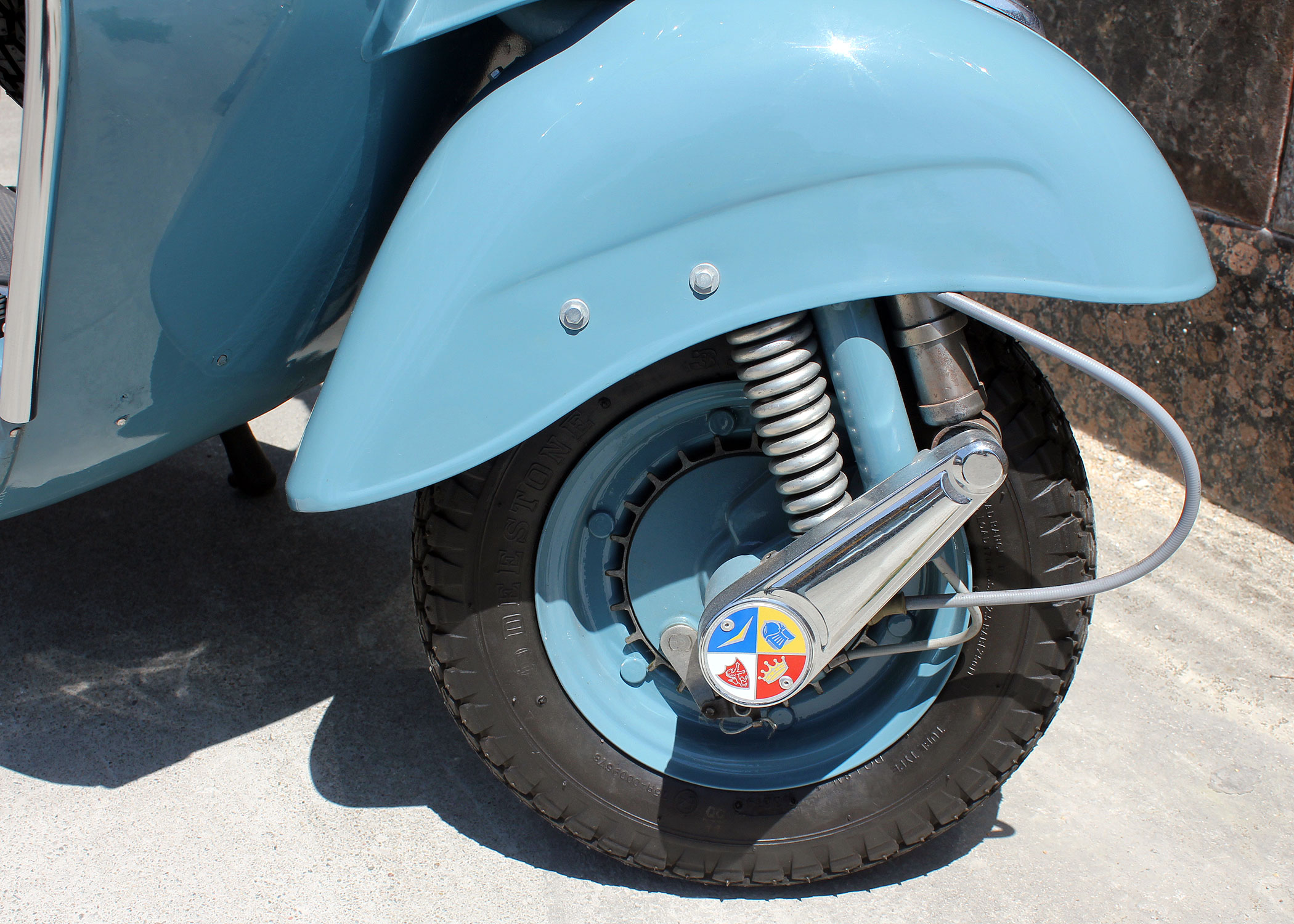 BM228_1962_Vespa_VBB_7.jpg
