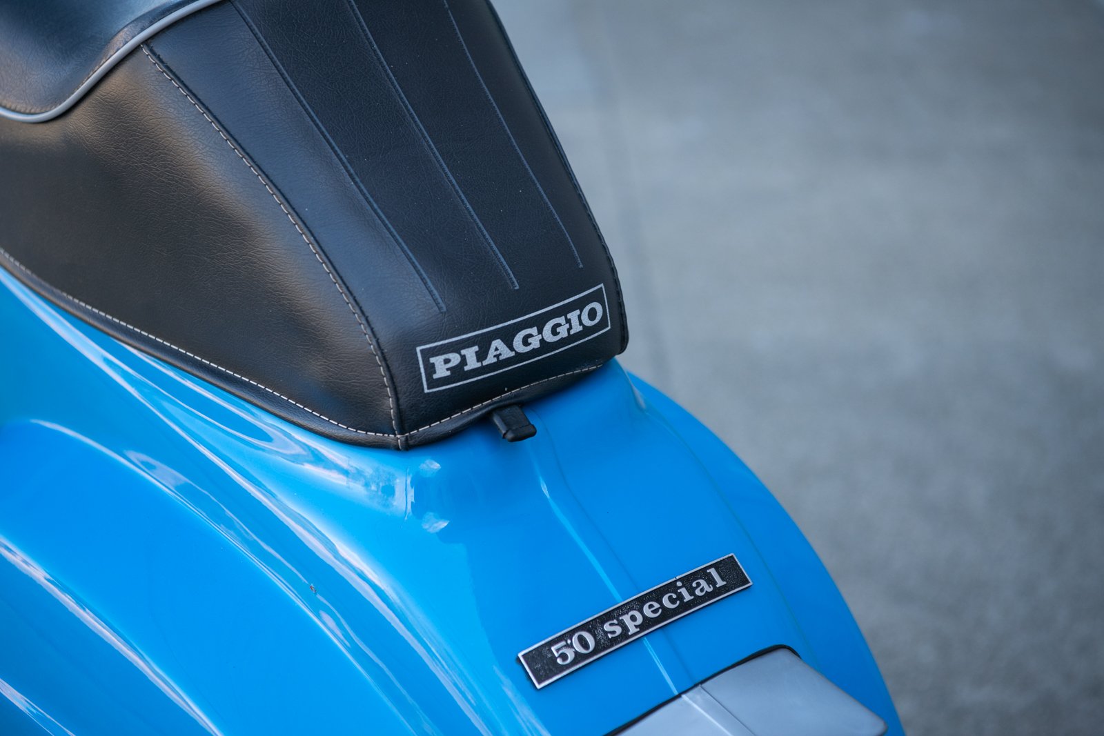 1980 Vespa 50 (IC-212) - BLUE_Sharplite_1600px-24.jpg