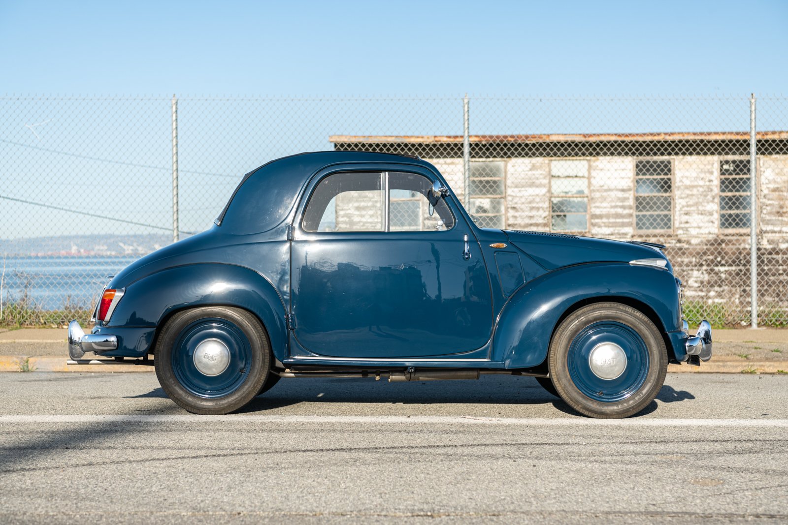 D245 - 1949 FIAT Topolino 500CC - Blue - 1600px-72.jpg