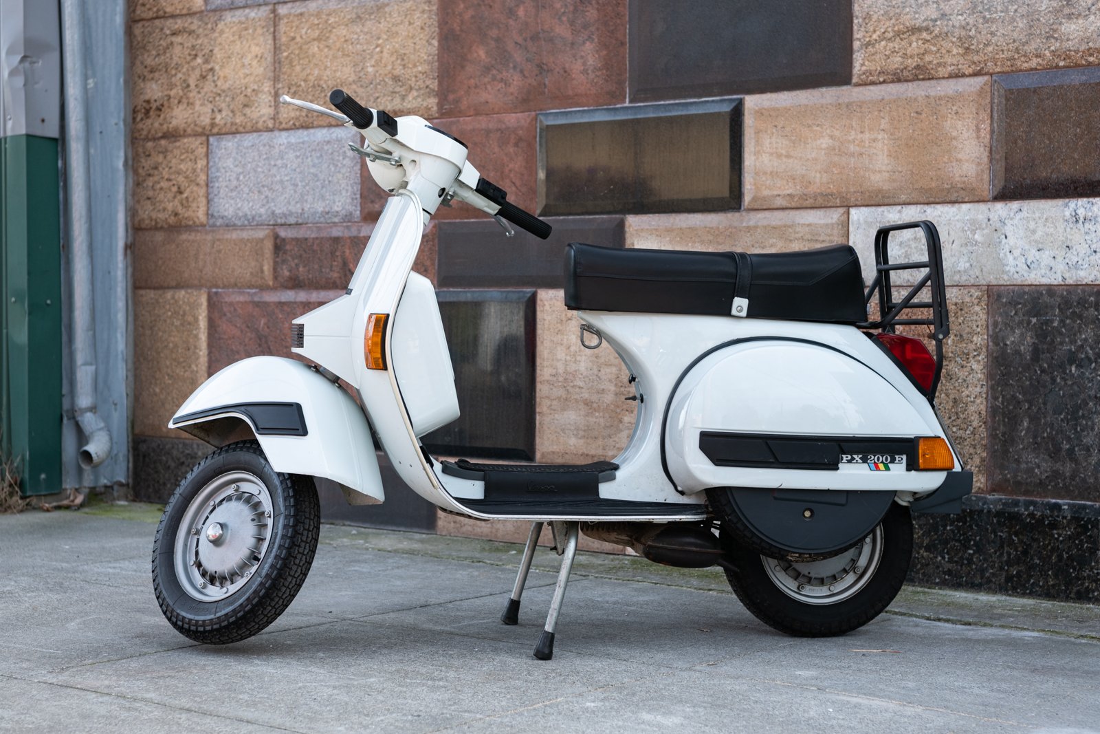 BM380 - PIA480 - 1984 Vespa PX 200E - 1600px.jpg