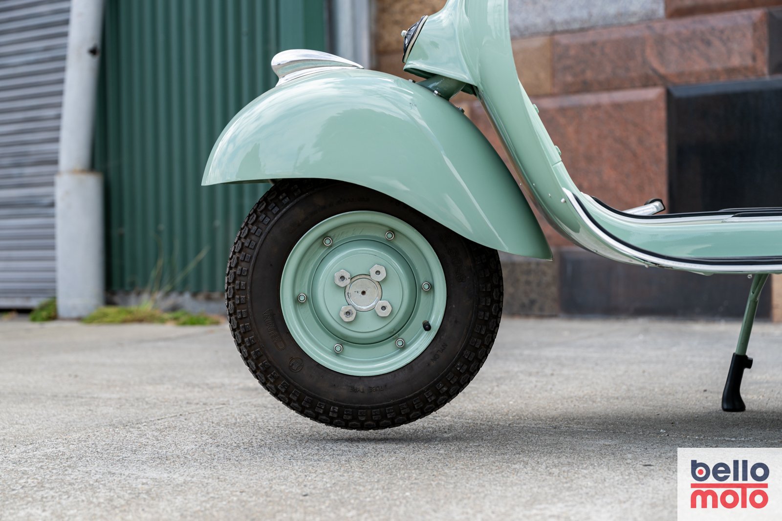 Bello Moto_BM402 1954 Vespa ACMA_Sharplite_1600px-5.jpg