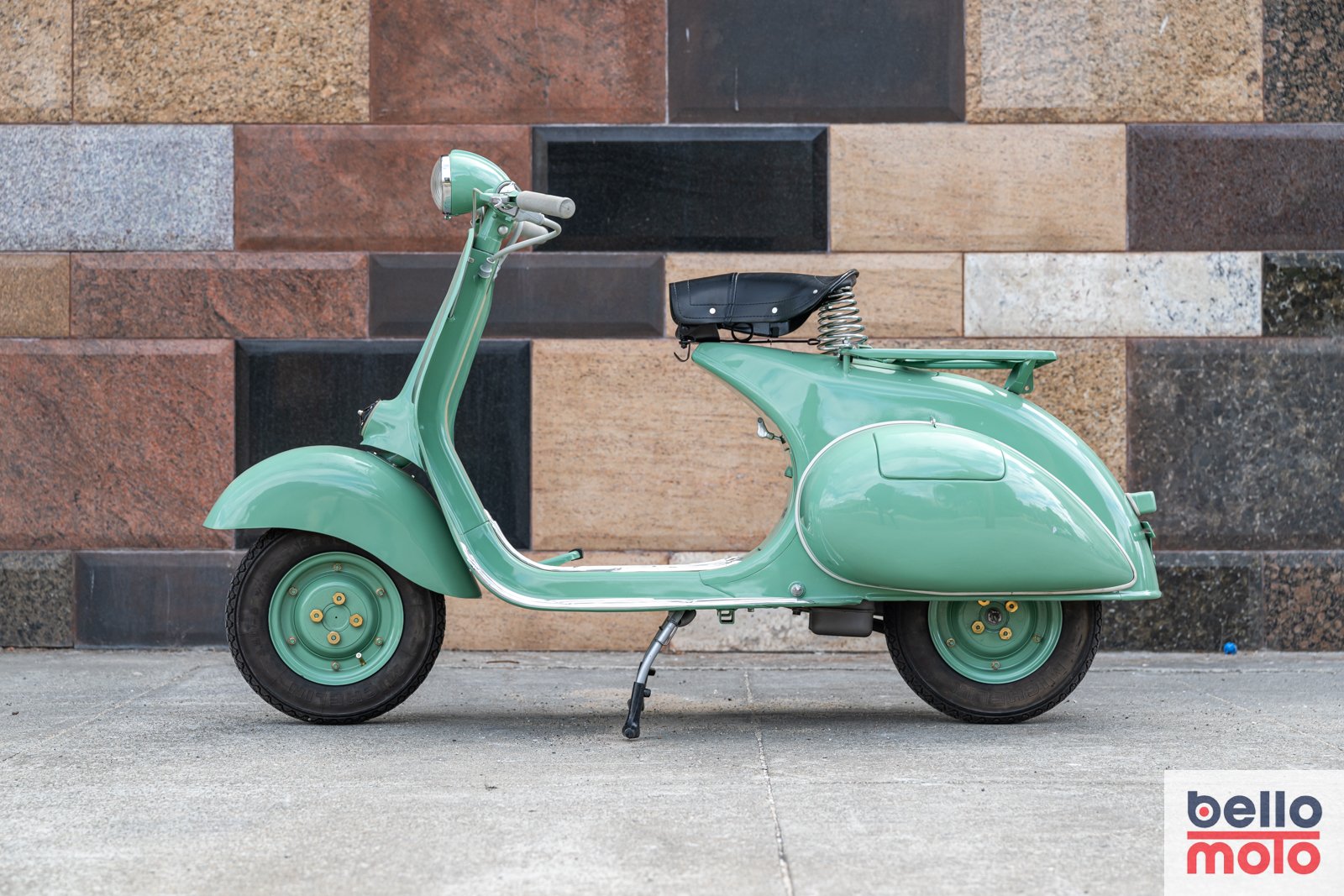 Bello Moto_BM401 1951 Vespa Allstate_Sharplite_1600px-38.jpg