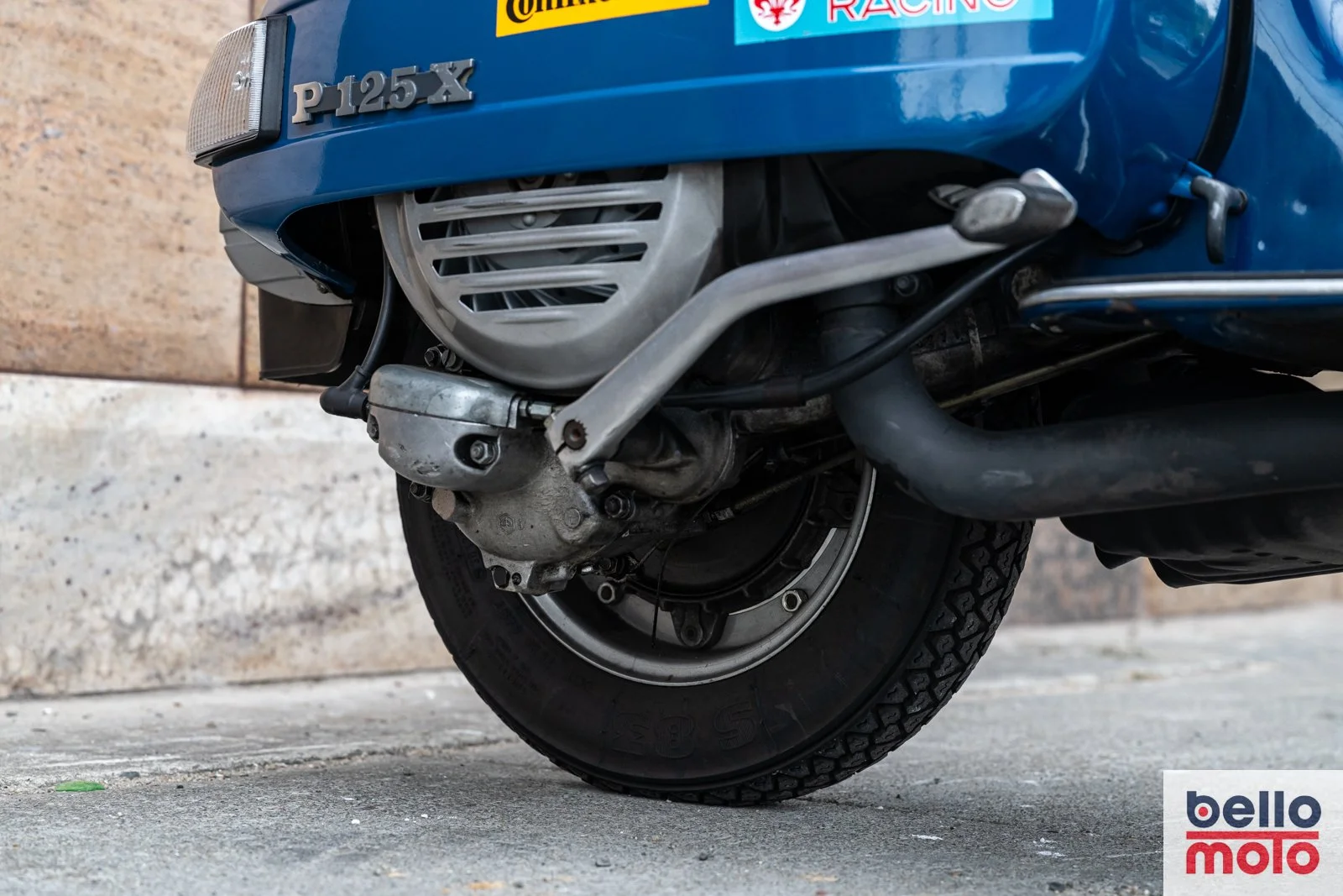 Bello Moto - BM459 - 1980 Vespa P125X Blue_1600px - LOGO-63.jpg