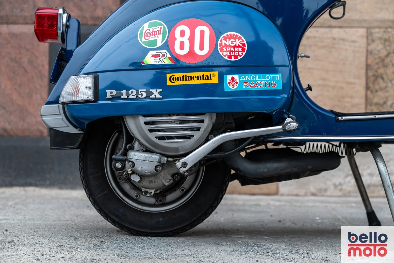 Bello Moto - BM459 - 1980 Vespa P125X Blue_1600px - LOGO-101.jpg