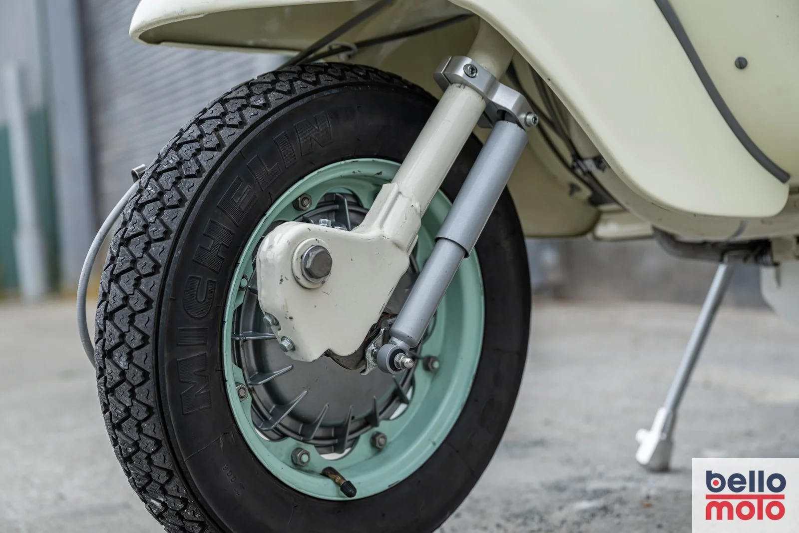 Bello Moto - L123 - 1975 Serveta Lambretta LI150 Special_1600px_LOGO-45.jpg