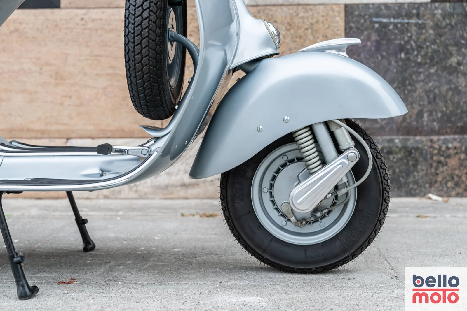 Bello Moto - BM454 - 1967 Vespa VBA1T 150cc_1600px - LOGO-71.jpg