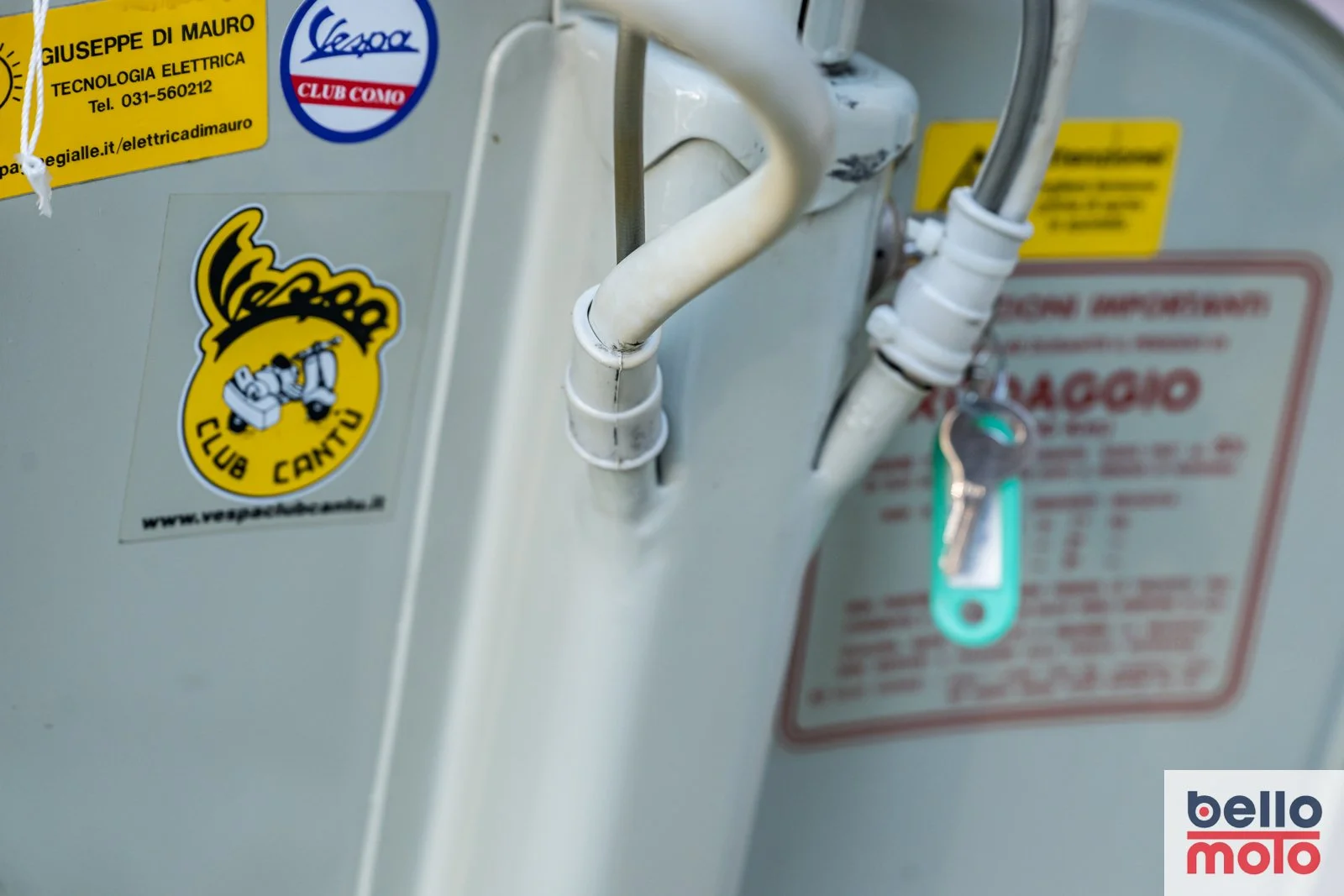 BM460 1954 Vespa Faro Basso NCA1_1600px-28.jpg