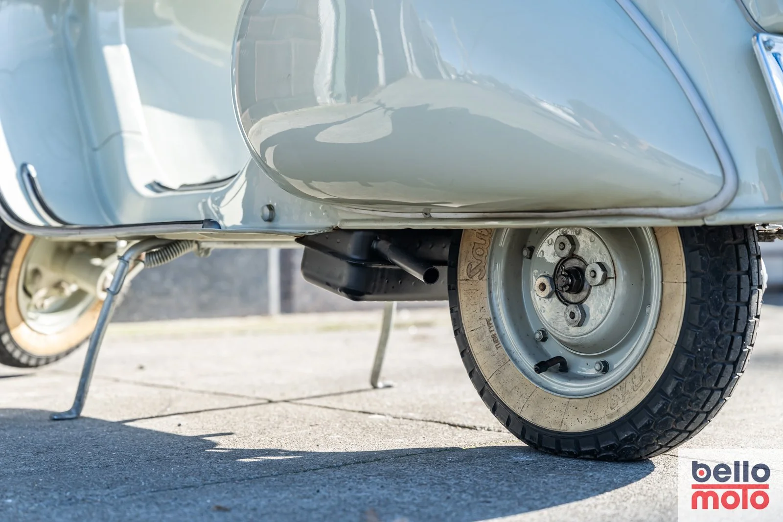 BM461 1954 Vespa Faro Basso 125cc. NCA2_1600px-62.jpg