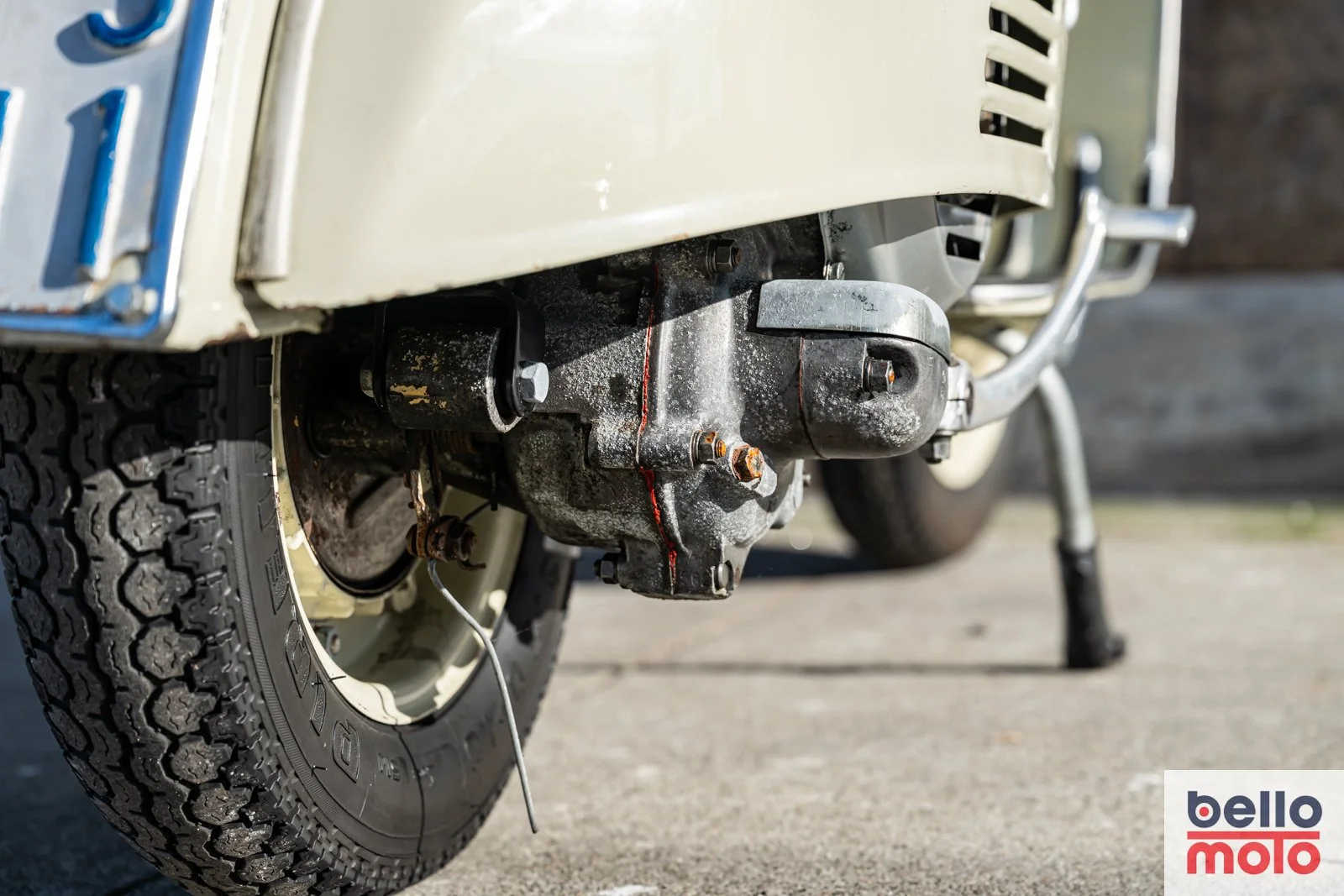 BM464-ITA159 1964 Vespa 150 G.L._1600px-92.jpg