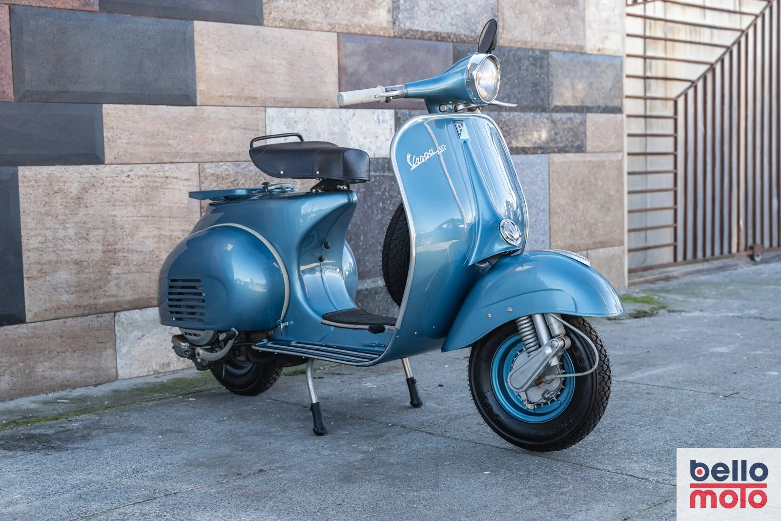 BM465-ITA160 1960 Vespa VBA1T_1600px-87.jpg