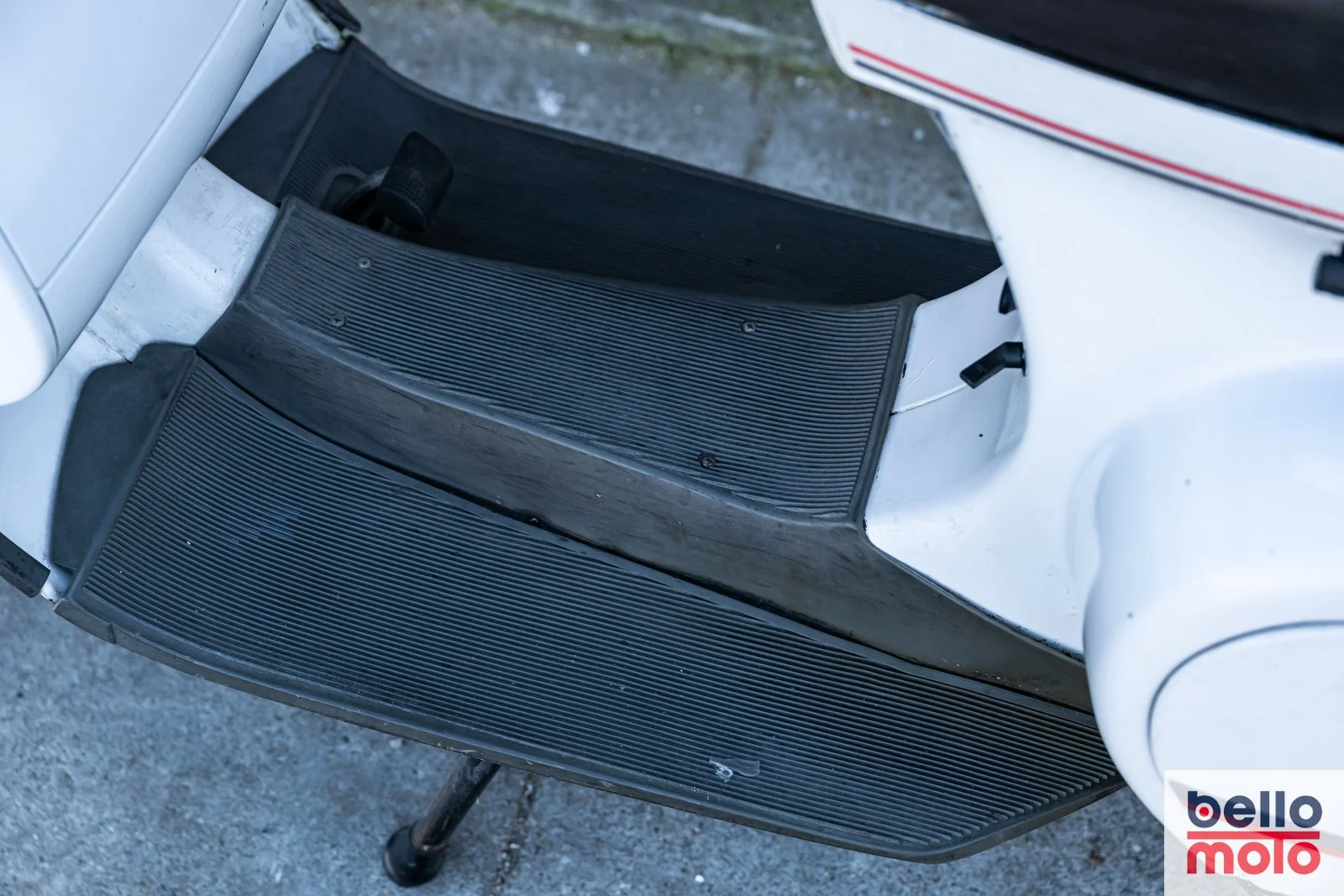 BM466-ITA157 1987 VESPA PK 50 RUSH_1600px-44.jpg