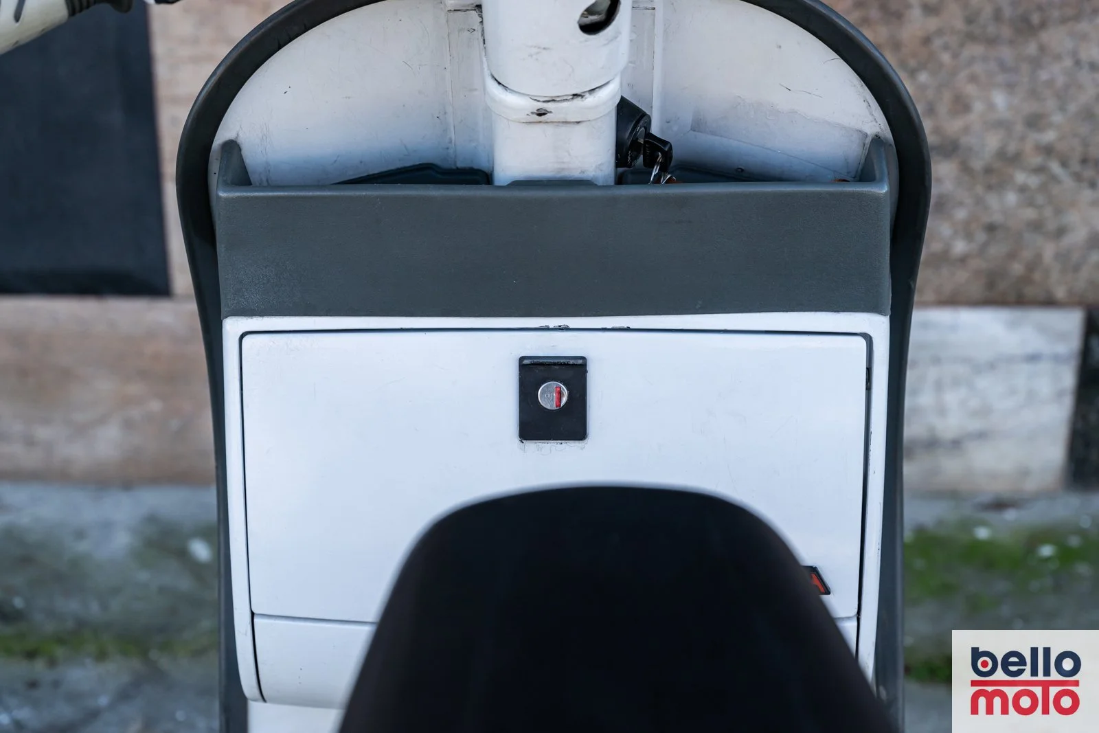 BM466-ITA157 1987 VESPA PK 50 RUSH_1600px-89.jpg