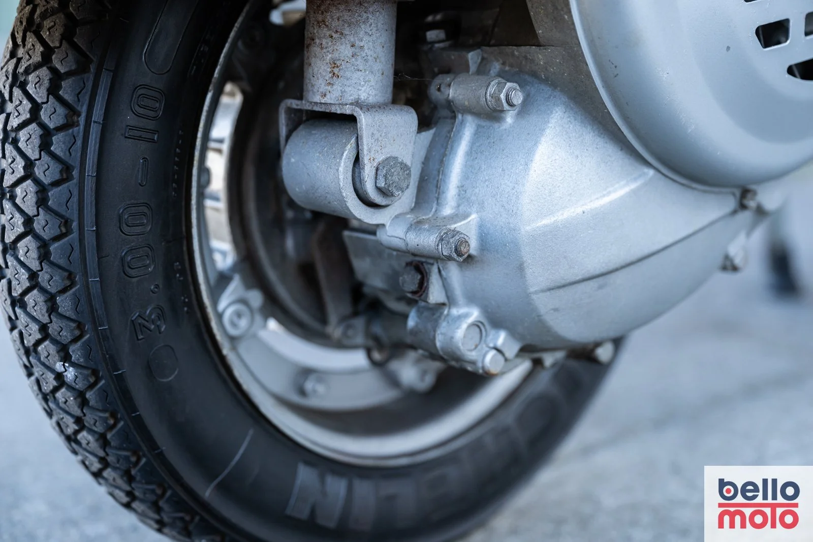 BM469 Vespa PK 50 Rossa_1600px-31.jpg