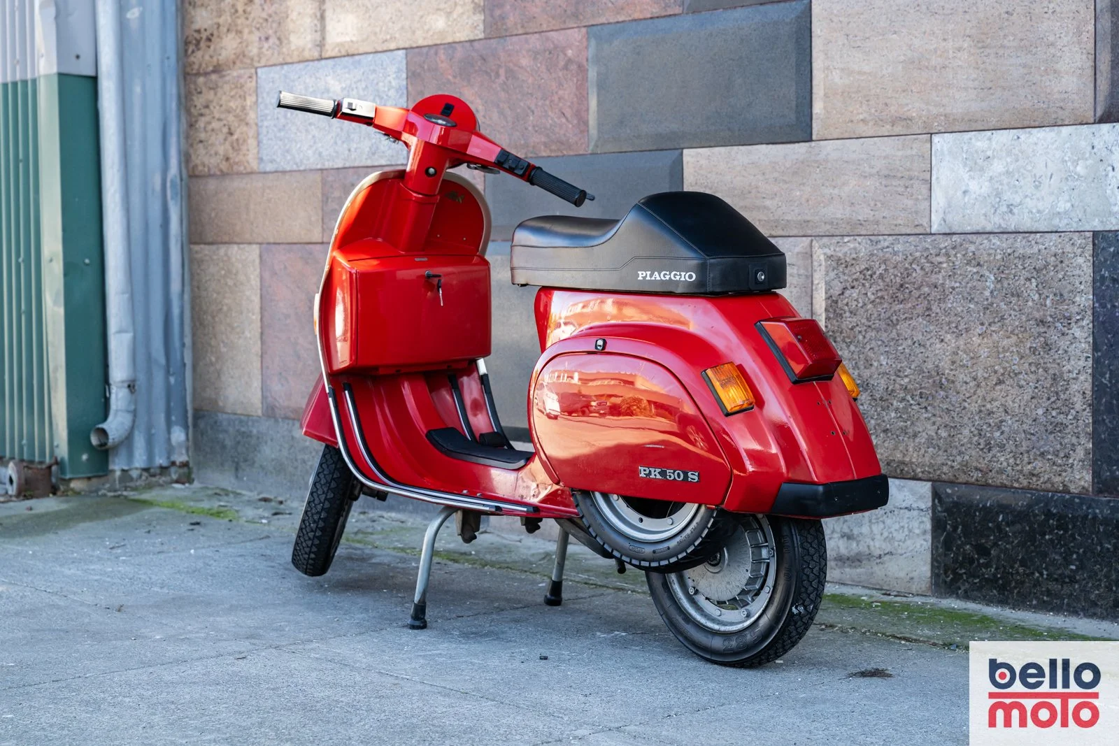 BM469 Vespa PK 50 Rossa_1600px-44.jpg