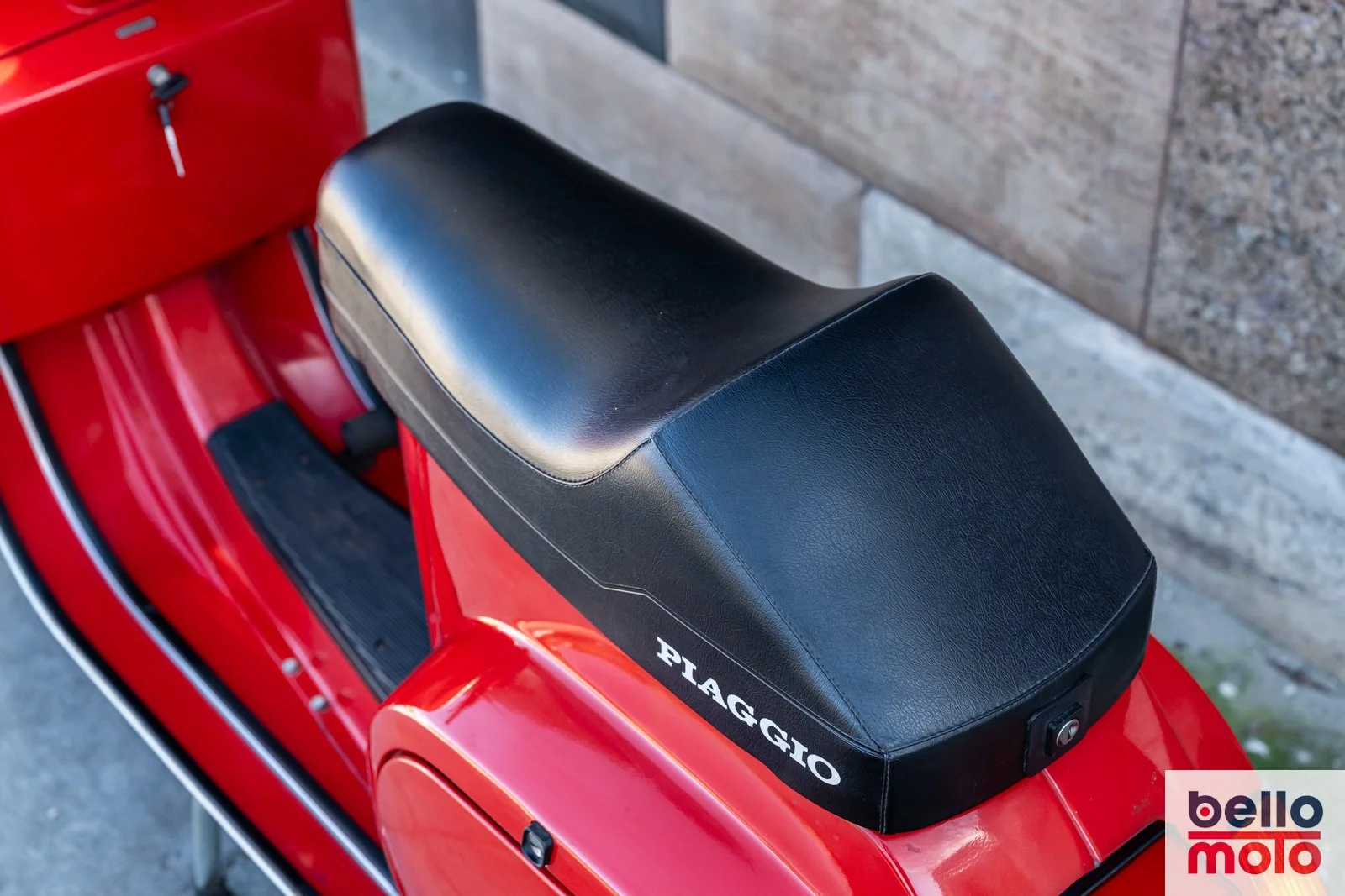 BM469 Vespa PK 50 Rossa_1600px-51.jpg