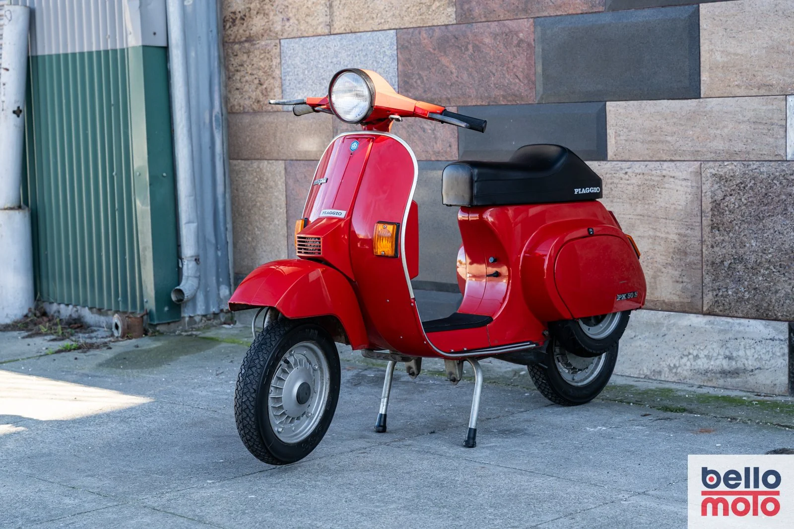 BM469 Vespa PK 50 Rossa_1600px-61.jpg