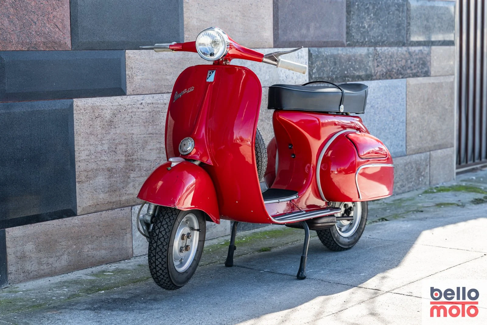 BM462 1960 Vespa 150 VBB_1600px-30.jpg