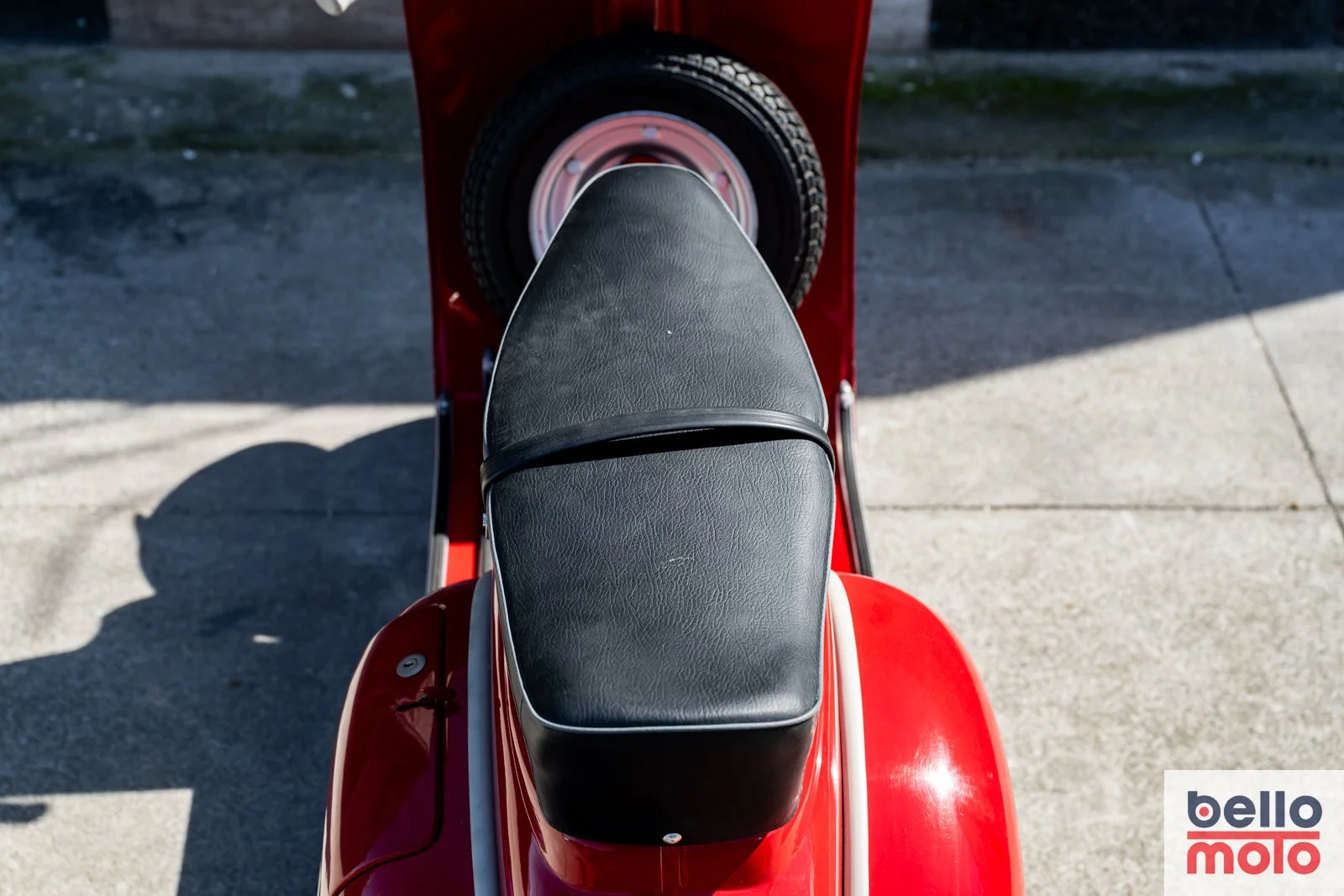 BM462 1960 Vespa 150 VBB_1600px-64.jpg