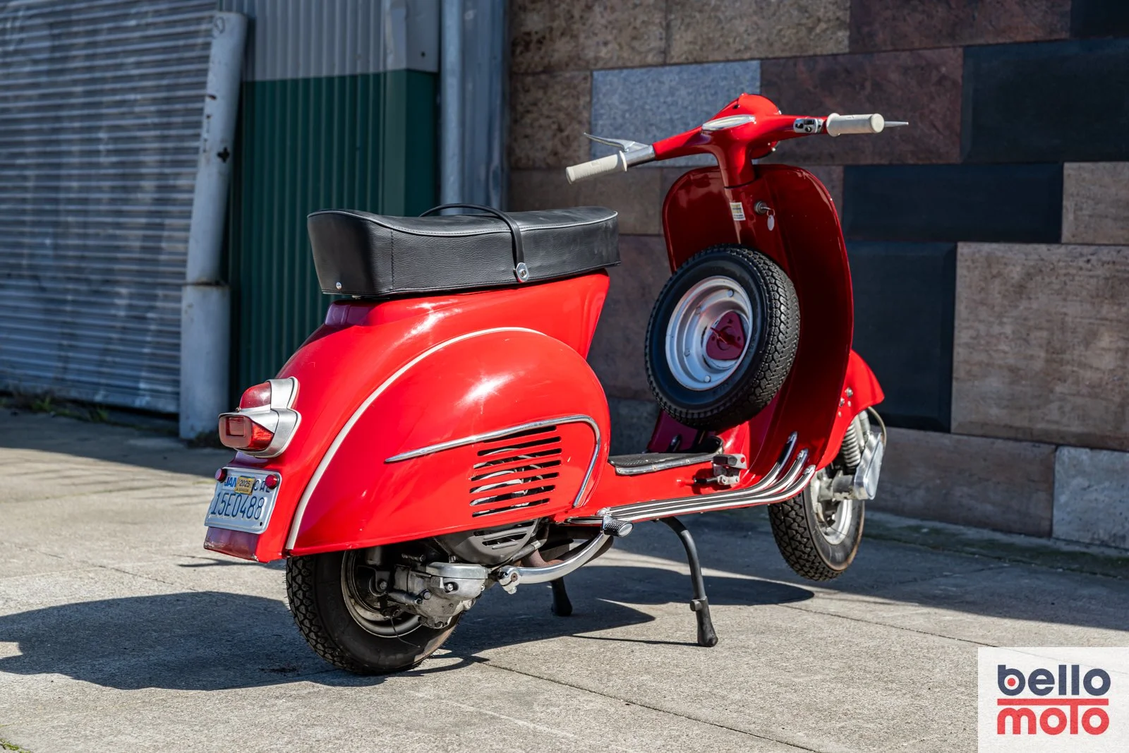BM462 1960 Vespa 150 VBB_1600px-74.jpg