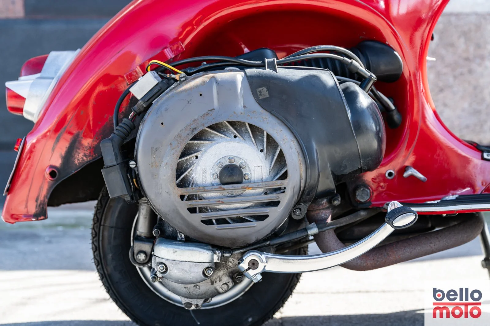 BM462 1960 Vespa 150 VBB_1600px-95.jpg