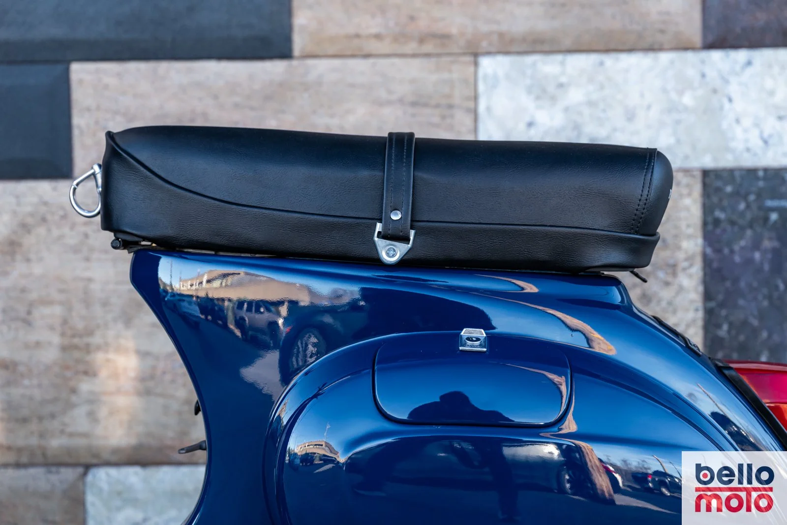 BM484 Vespa ET3 125 Blue Andrea_1600px-43.jpg