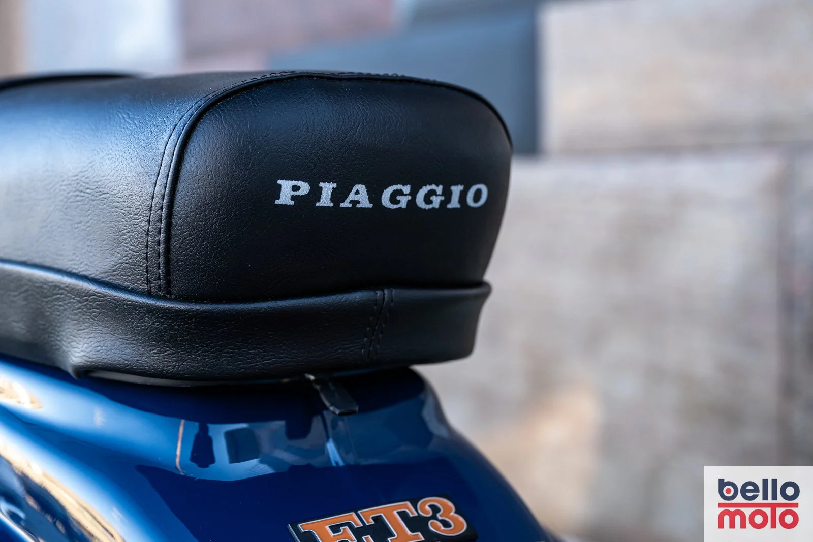 BM484 Vespa ET3 125 Blue Andrea_1600px-60.jpg