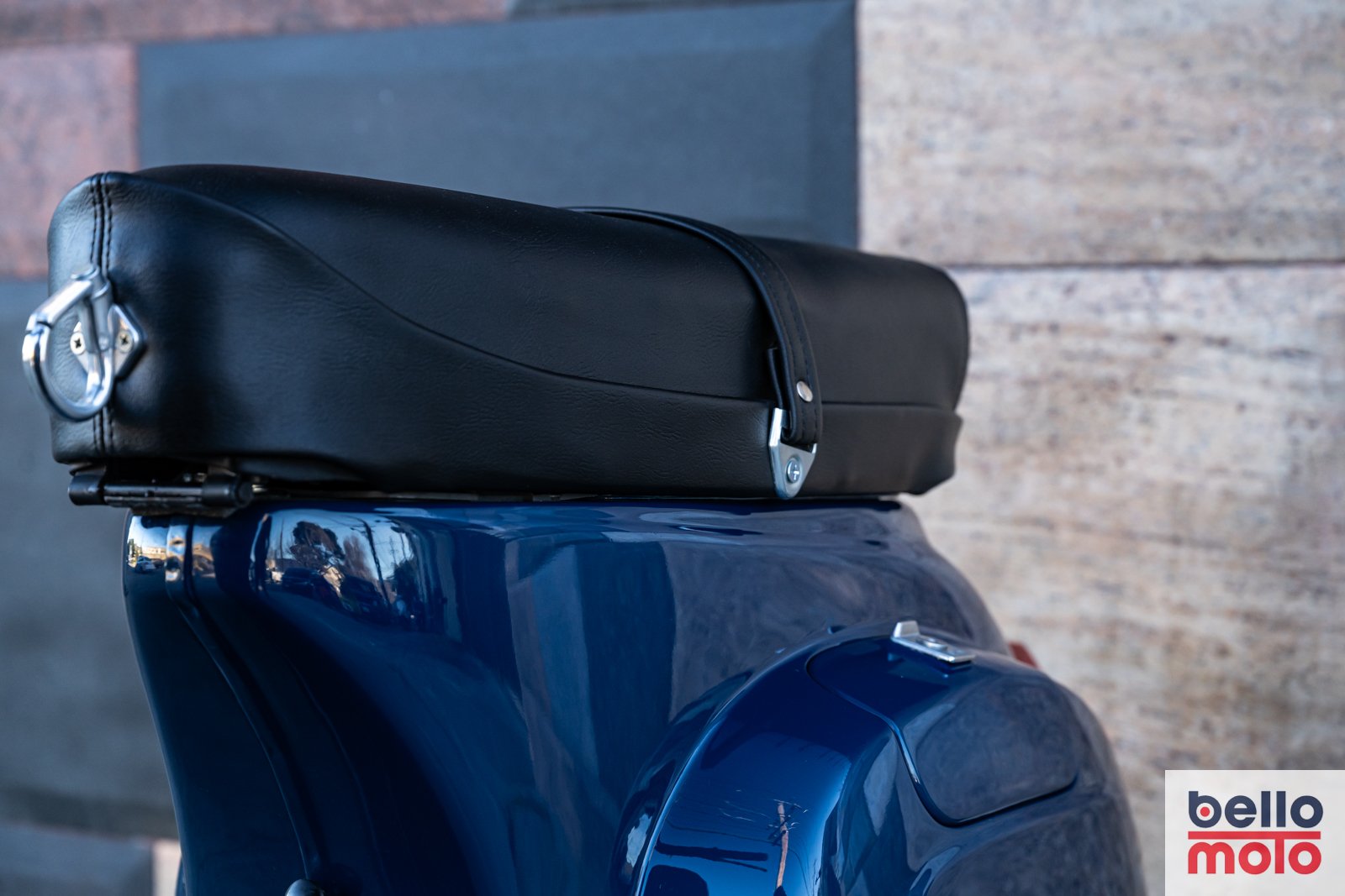 BM484 Vespa ET3 125 Blue Andrea_1600px-70.jpg